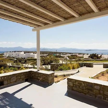 Atlas In Santa Maria, Paros Holiday home *